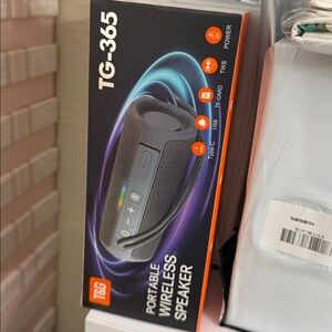 Wireless speaker/waterproof new